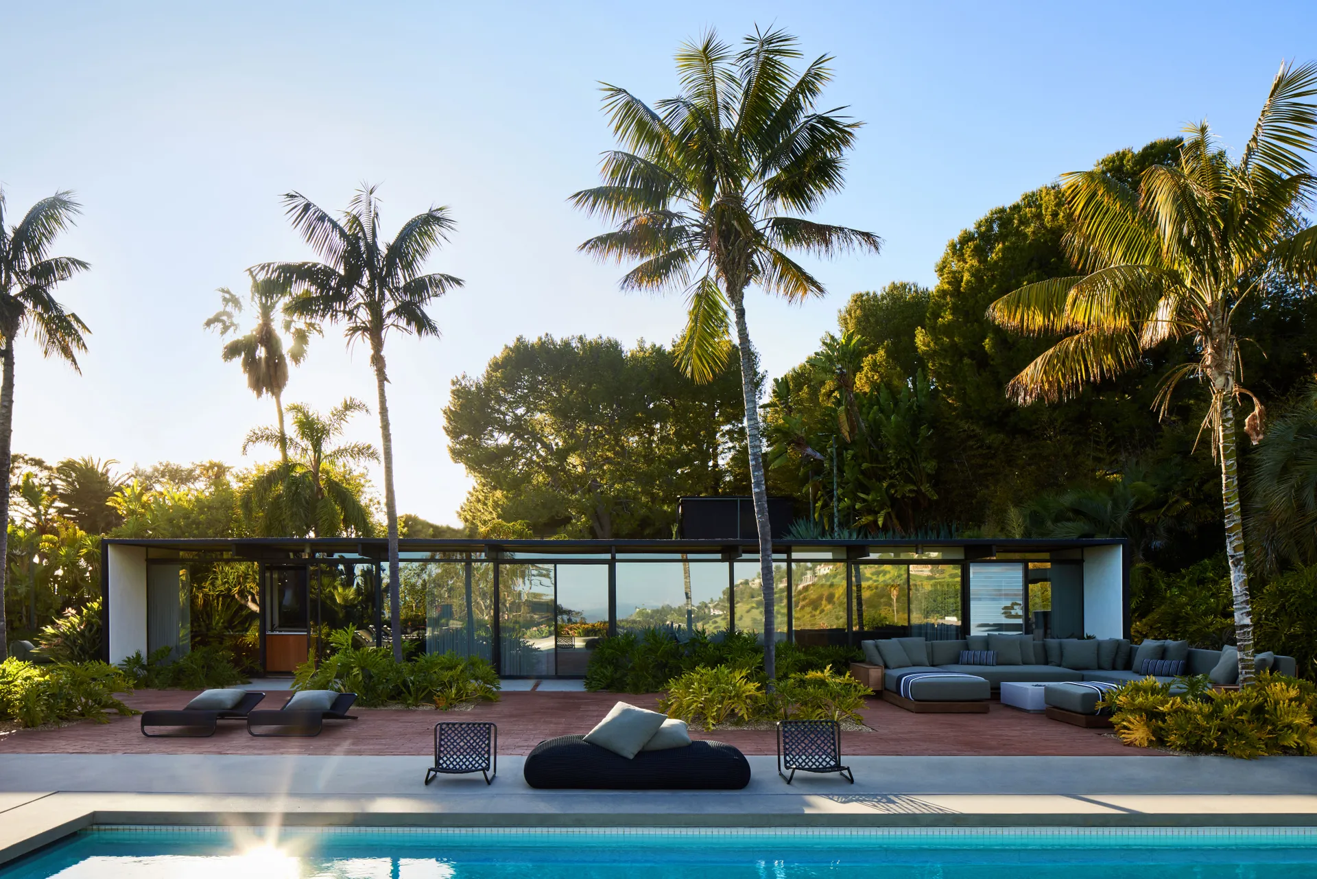 Tour an Enviable Malibu Home That’s a True Modernist Marvel